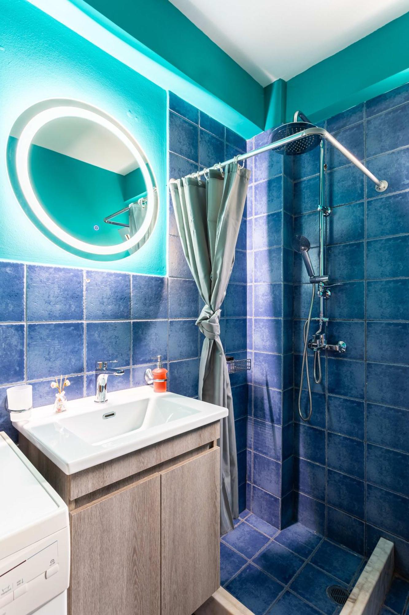 Downtown Central Suite With Private Parking Kalamáta Kültér fotó